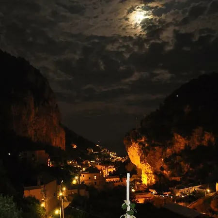 Via Paradiso Apartament Amalfi